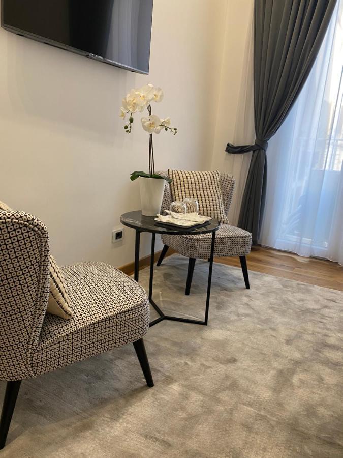 Couette-café Downtown - E Si Nun Canto Moro Naples